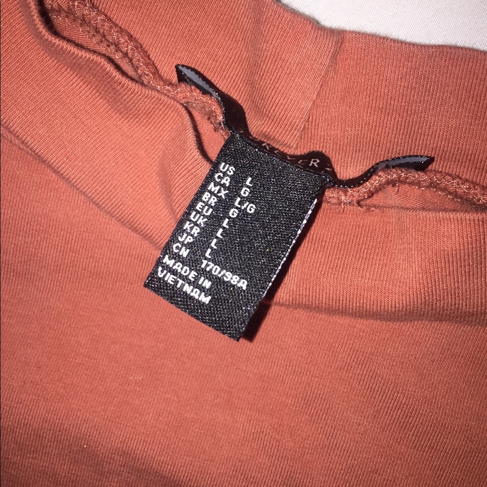 Snap button body suit